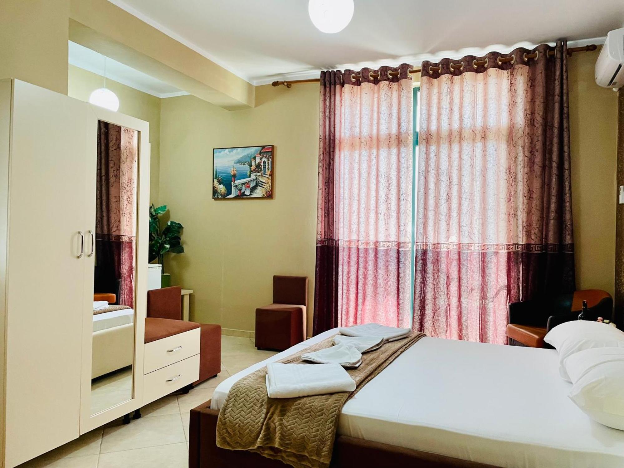 Vila3 Hotel Vlorë 客房 照片